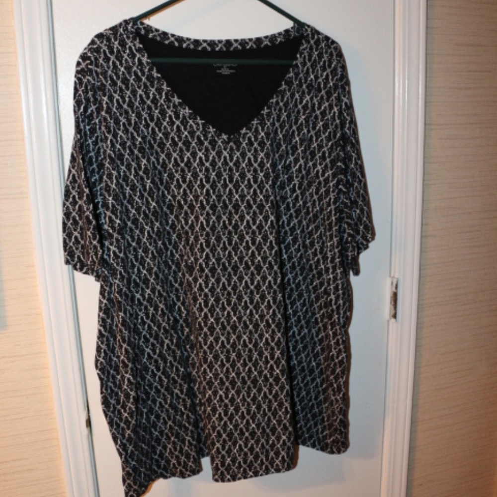 BLACK Diamond/Oval Print TEE - 3x - 26/28